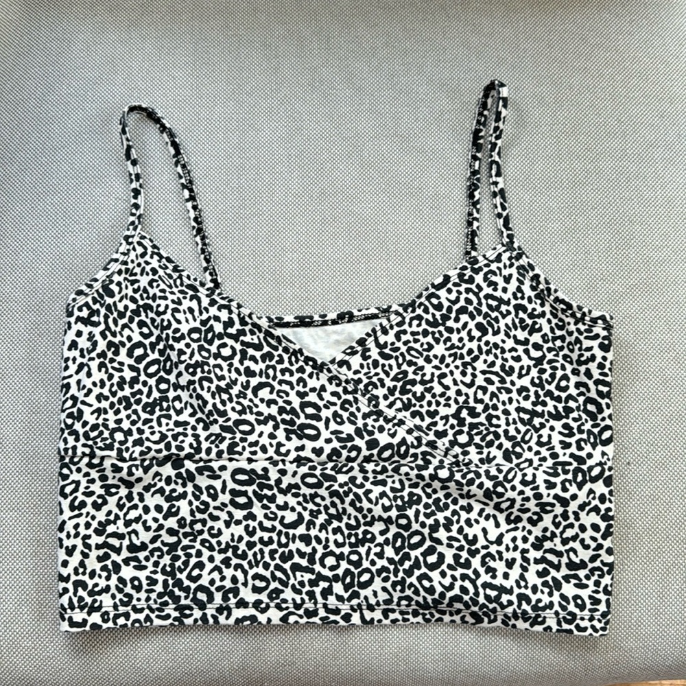 Romwe Cheetah Print Cropped Tank